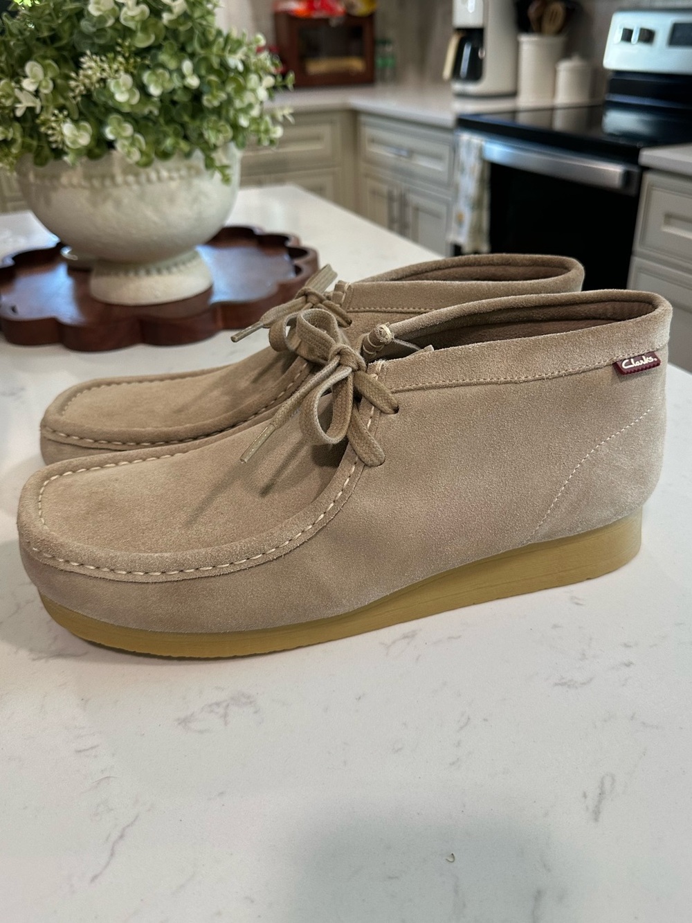Clarks Suede Moccasin Shoes in Light Beige